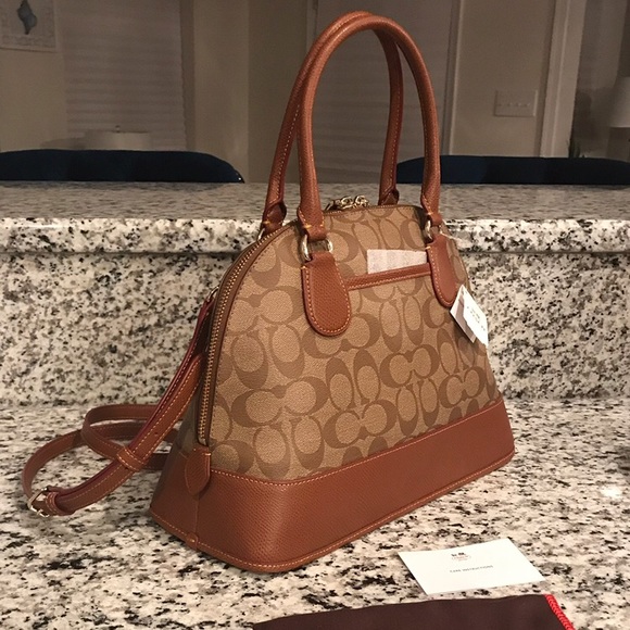 SOLD✨SALE✨Coach NWT Signature Canvas & Leather Bag - Picture 5 of 8